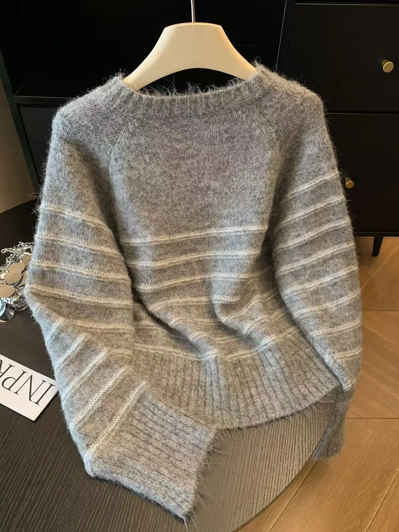 سترة نسائية مخططة من الصوف وال - مراجعة Shirts وسعره