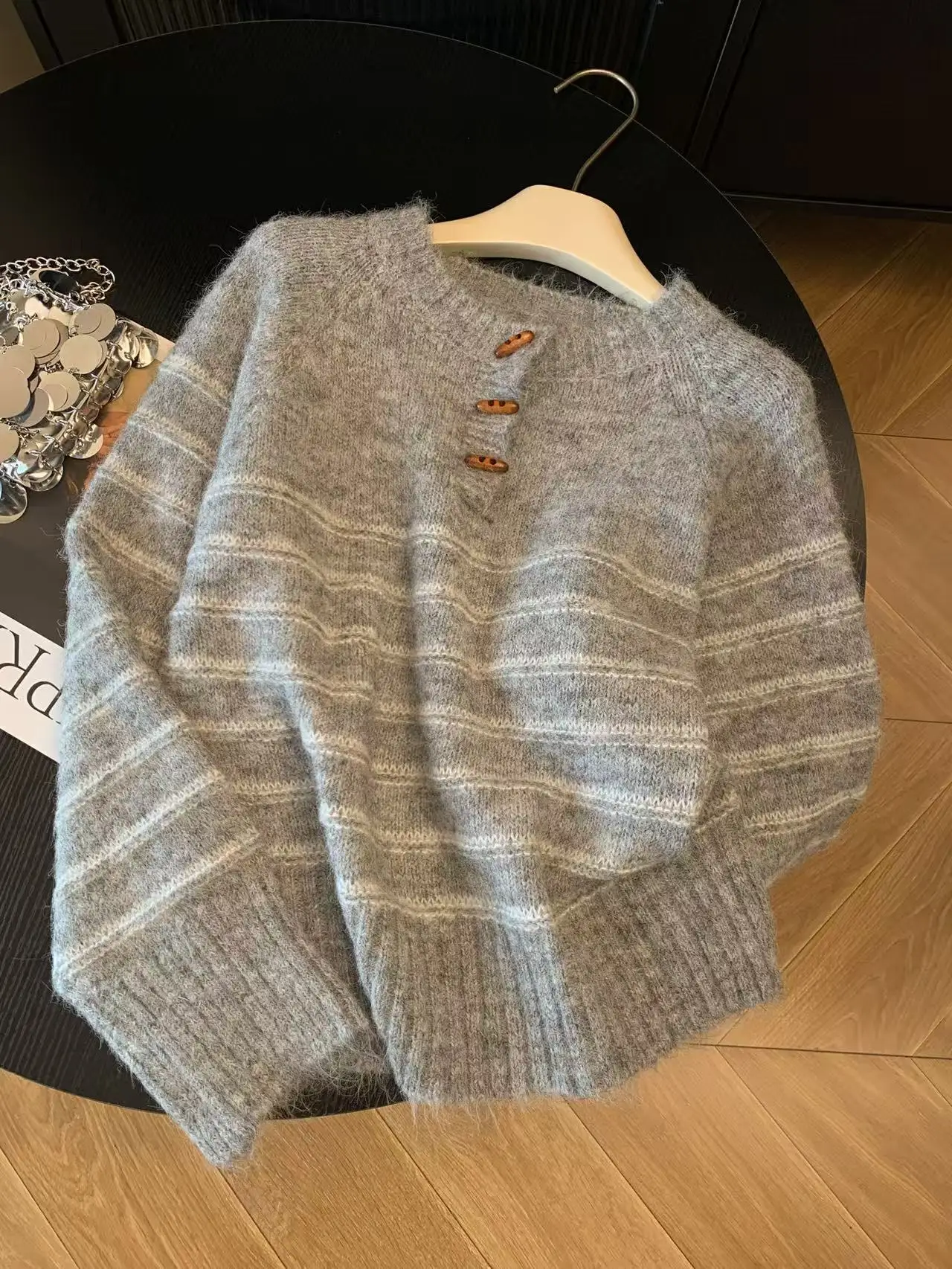 سترة نسائية مخططة من الصوف وال - مراجعة Shirts وسعره