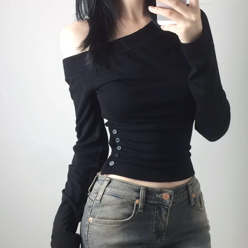 تي شيرت نسائي بتصميم Y2K عتيق  - مراجعة Shirts وسعره