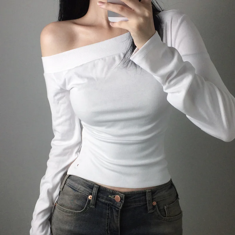 تي شيرت نسائي بتصميم Y2K عتيق  - مراجعة Shirts وسعره